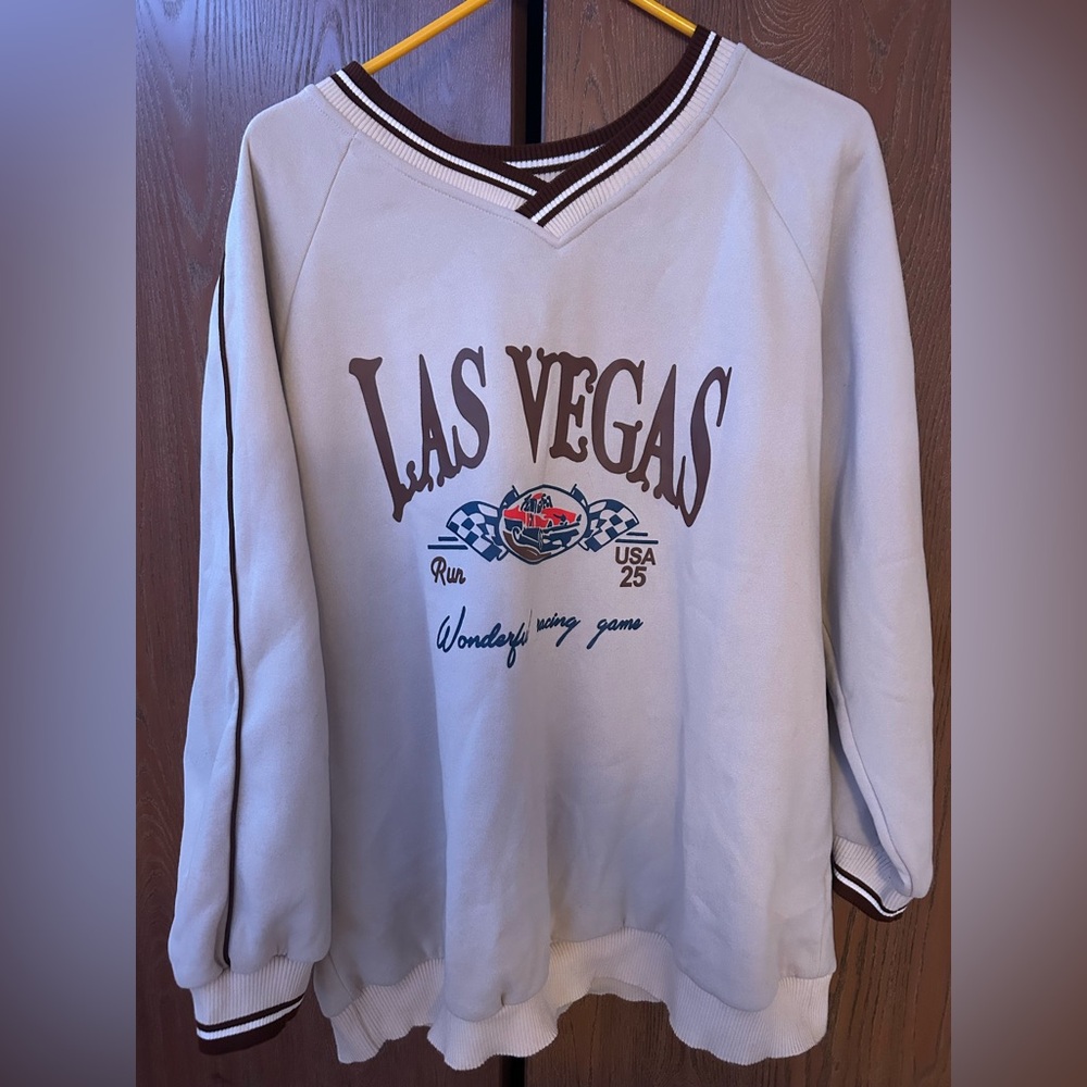 Las Vegas Graphic Sweatshirt